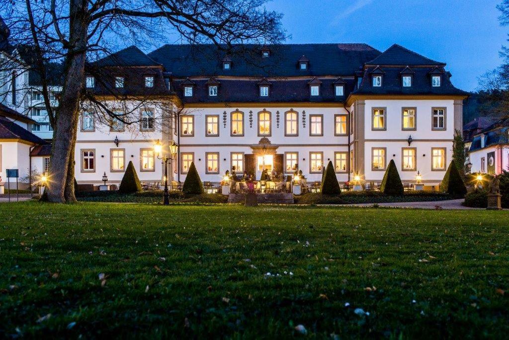 Schlosshotel Bad Neustadt باد نيوشتاد أن دير سال المظهر الخارجي الصورة